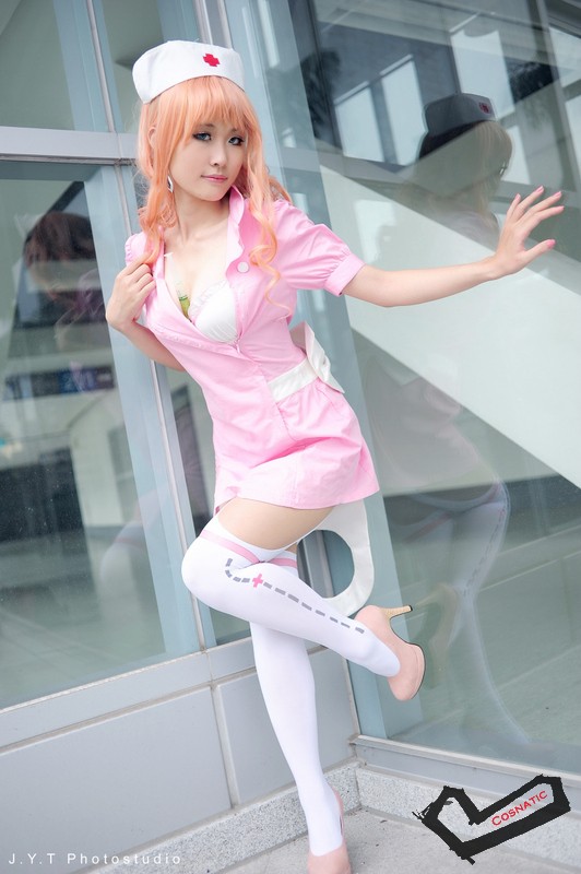 sheryl_nome_nurse_cosplay055.jpg