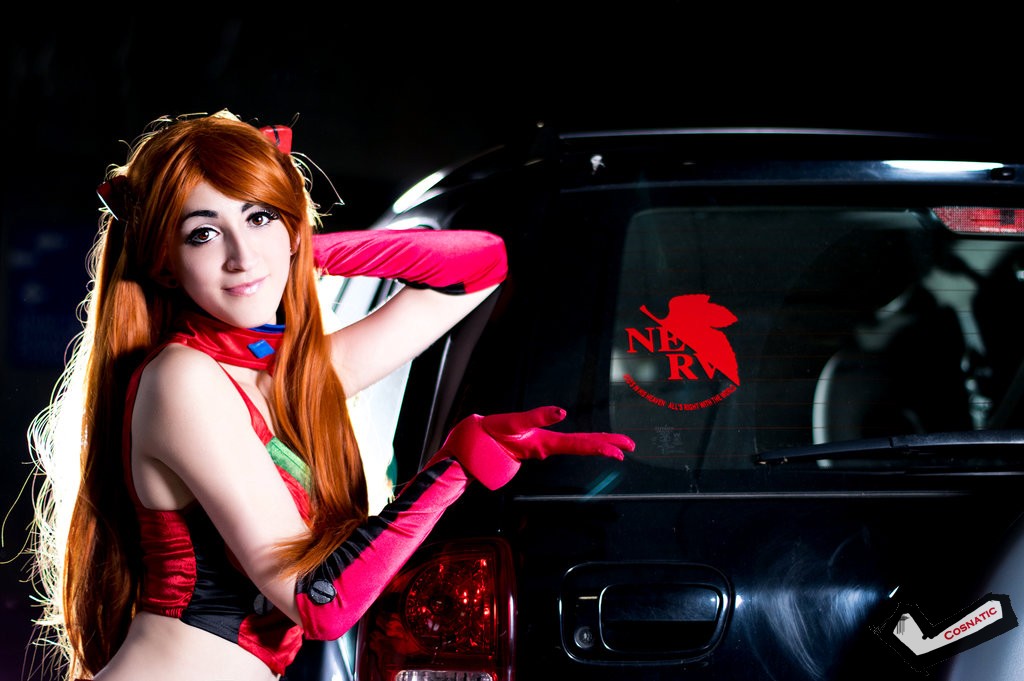 asuka___racing_outfit_by_eminencerain-d91lbaw.jpg